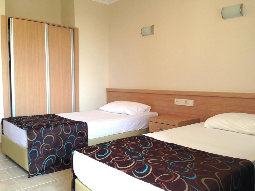 Beyaz Saray Hotel Side Room photo